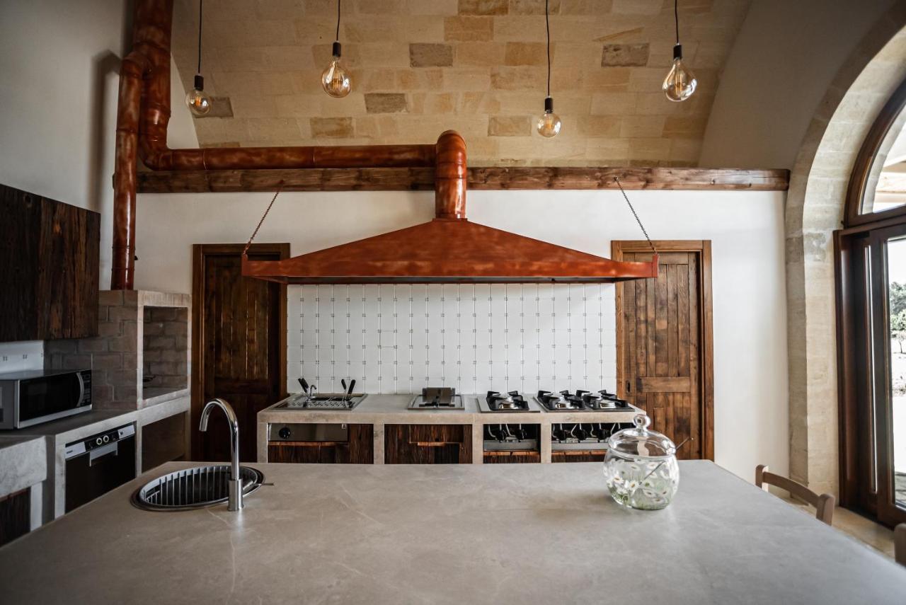 Masseria Torleanzi Wine Relais San Pietro Vernotico Ngoại thất bức ảnh