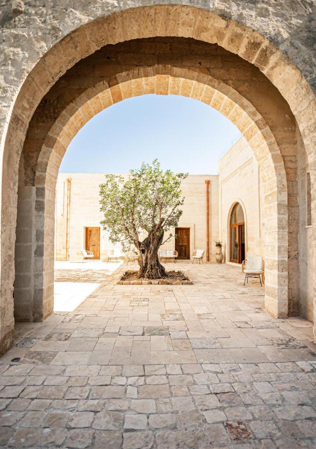 Masseria Torleanzi Wine Relais San Pietro Vernotico Ngoại thất bức ảnh