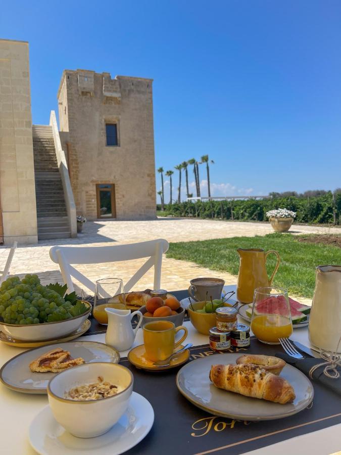 Masseria Torleanzi Wine Relais San Pietro Vernotico Ngoại thất bức ảnh